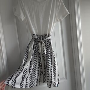 Cupshe Black and White Geometric Skater Skirt